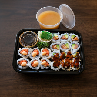 3 Rolls (L)